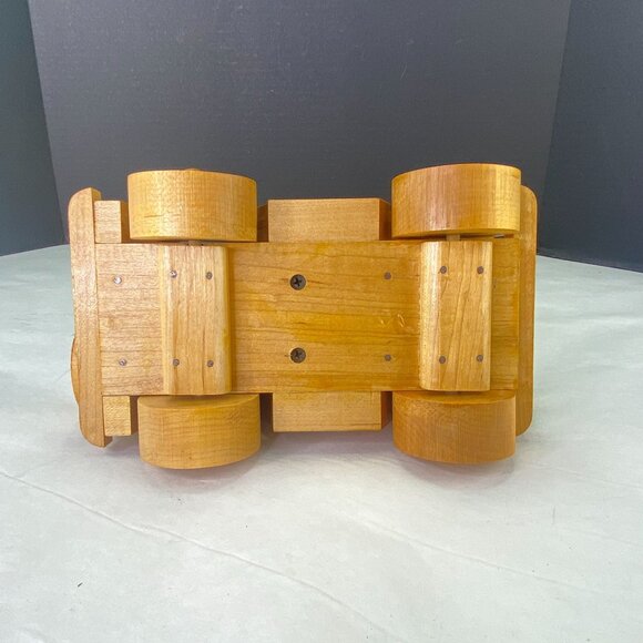 Wood Jeep Toy Decor - Picture 8 of 11